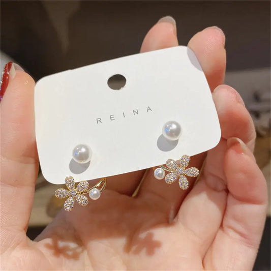 Pendientes Florales con Perlas (Un Par)